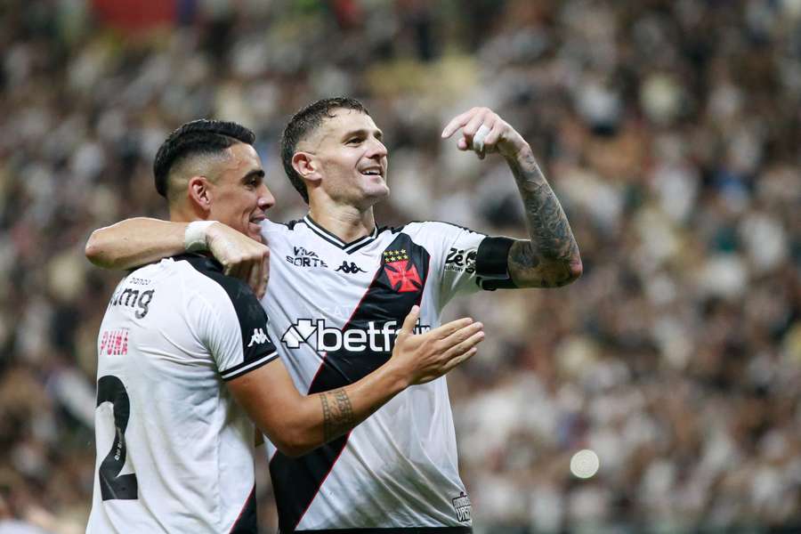 O Vasco recebe a Portuguesa em busca da segunda vitória seguida no Campeonato Carioca 2025 e de olho no G4 da competição.