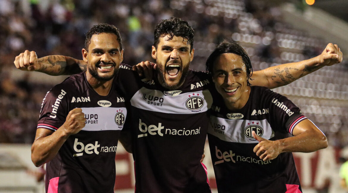 Ferroviária x Primavera se enfrentam em um jogo decisivo. ⚡ Quem levará a melhor? Não perca essa partidaça