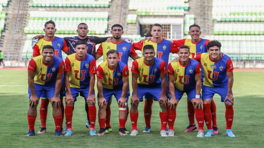 Saiba como chega o Universidad Central da Venezuela, time que enfrenta o Corinthians na Libertadores 2025.