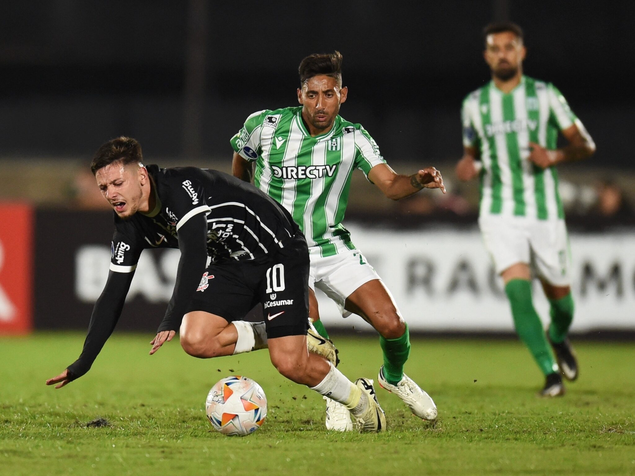 Palpite Corinthians x Racing-URU: Timão em campo pela sobrevivência na Sul-Americana