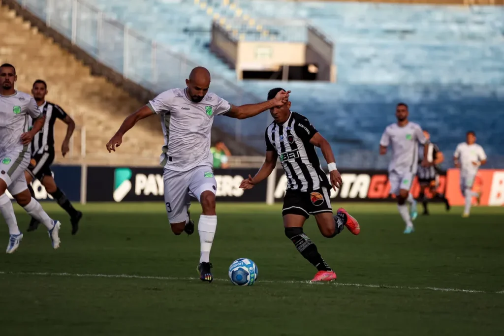 No domingo,11 de maio, às 16h30 no horário de Brasília, o Botafogo recebe o Floresta pela quinta rodada do Campeonato Brasileiro da Série C.