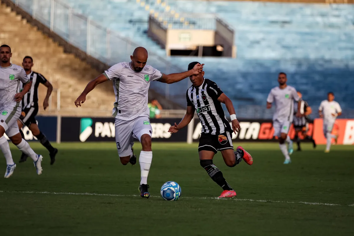 No domingo,11 de maio, às 16h30 no horário de Brasília, o Botafogo recebe o Floresta pela quinta rodada do Campeonato Brasileiro da Série C.