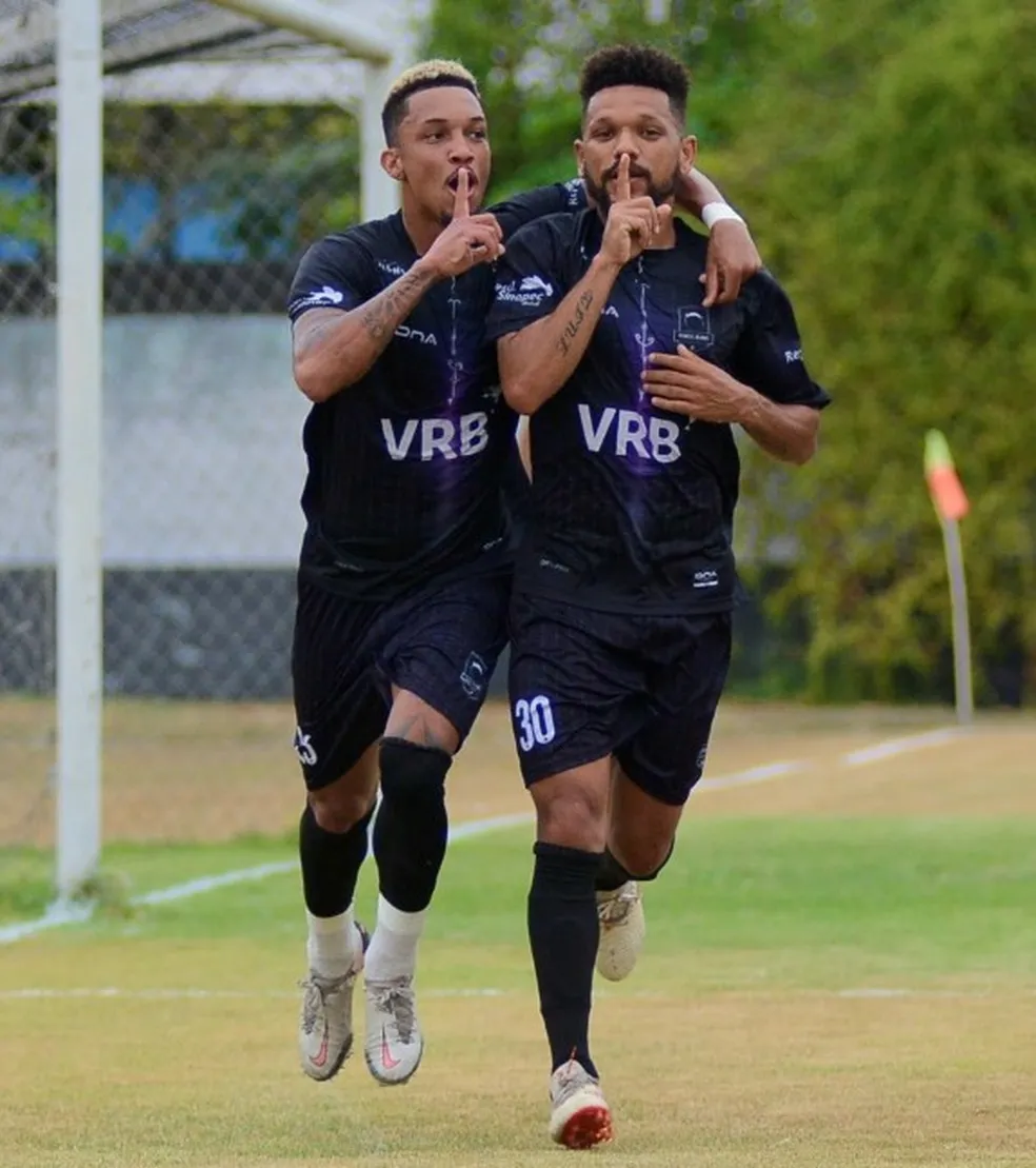Na segunda-feira, 26 de maio, às 15h de Brasília, Pérolas Negras e Americano se enfrentam pela 3º rodada do Campeonato Carioca da Série A2 no Estádio do Trabalhador.