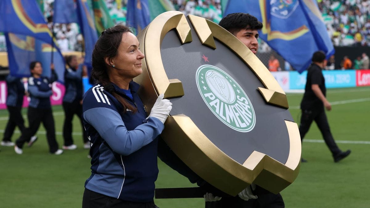 A primeira fase da Copa do Mundo de Clubes 2025 está chegando ao fim, e na segunda-feira, 23 de junho, teremos os dois primeiros grupos finalizados.