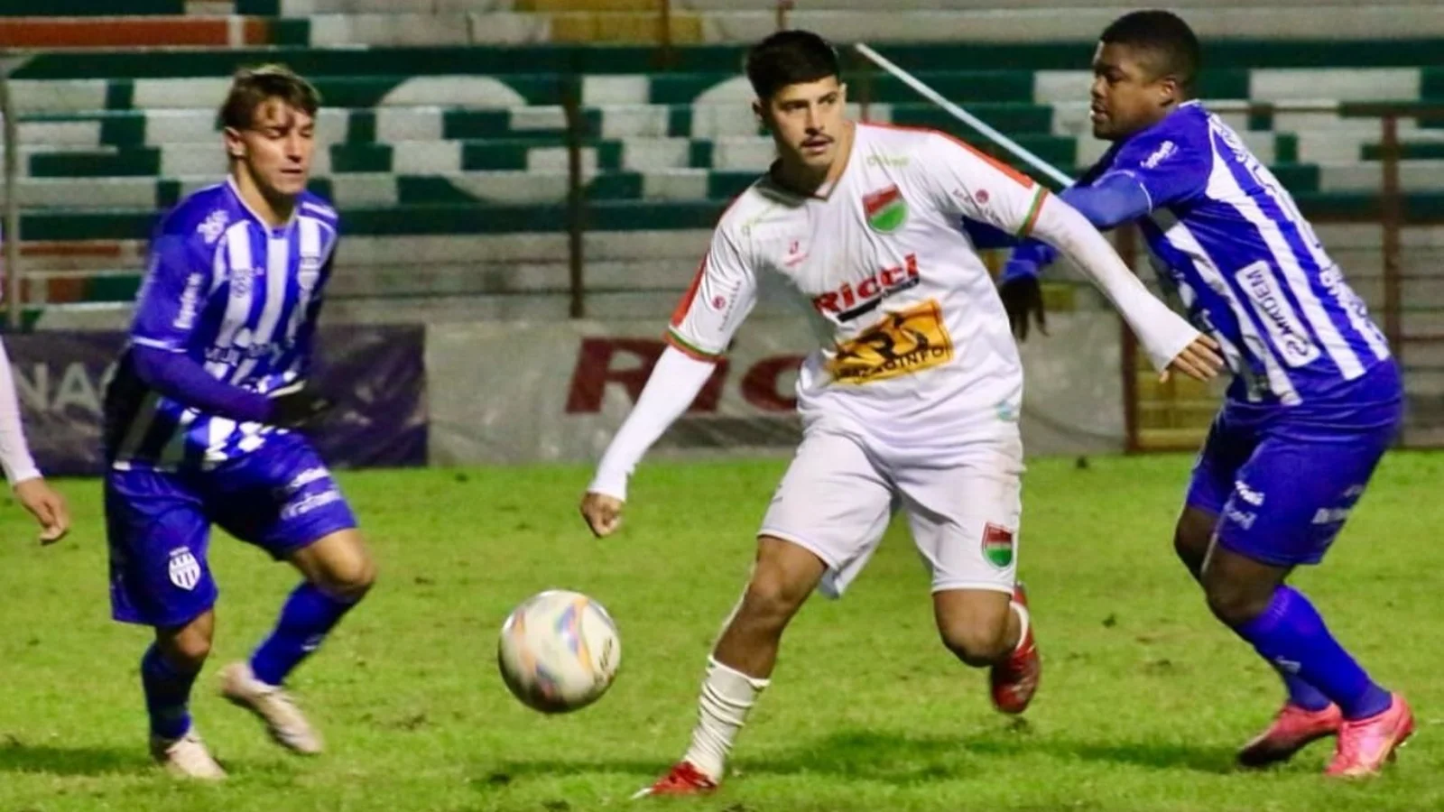 Palpite: Santa Cruz x Passo Fundo - Campeonato Gaúcho Série A2 | 2025