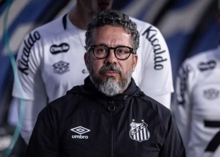 Derrota por 6 a 0 para o Vasco da Gama encerra a passagem de Cléber Xavier no Santos Futebol Clube após 15 jogos.
