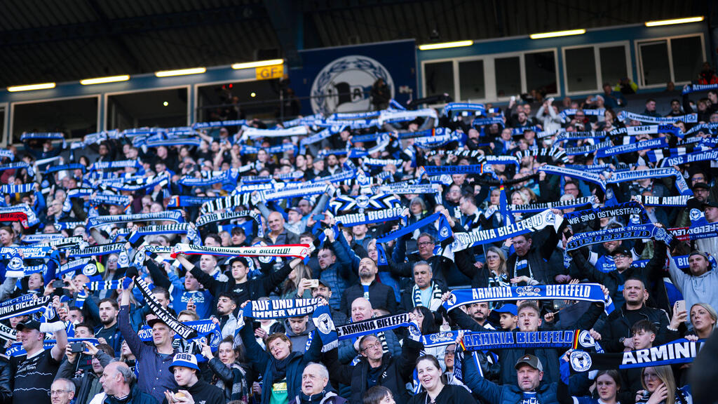 Confira a análise e o palpite para o jogo entre Arminia Bielefeld e Fortuna Düsseldorf pela 1º rodada da 2.Bundesliga 2025/26.