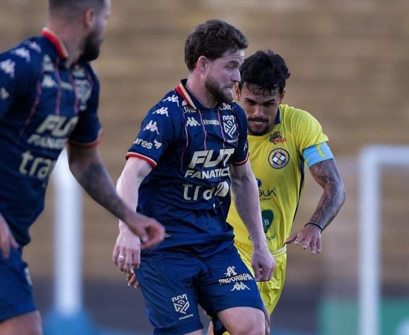 Grêmio Prudente e Araçatuba fazem jogo decisivo.