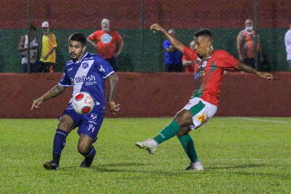 Portuguesa Santista e Taubaté se enfrentam no domingo, 10/08, às 10h de Brasília, no Estádio Ulrico Mursa, em Santos-SP.