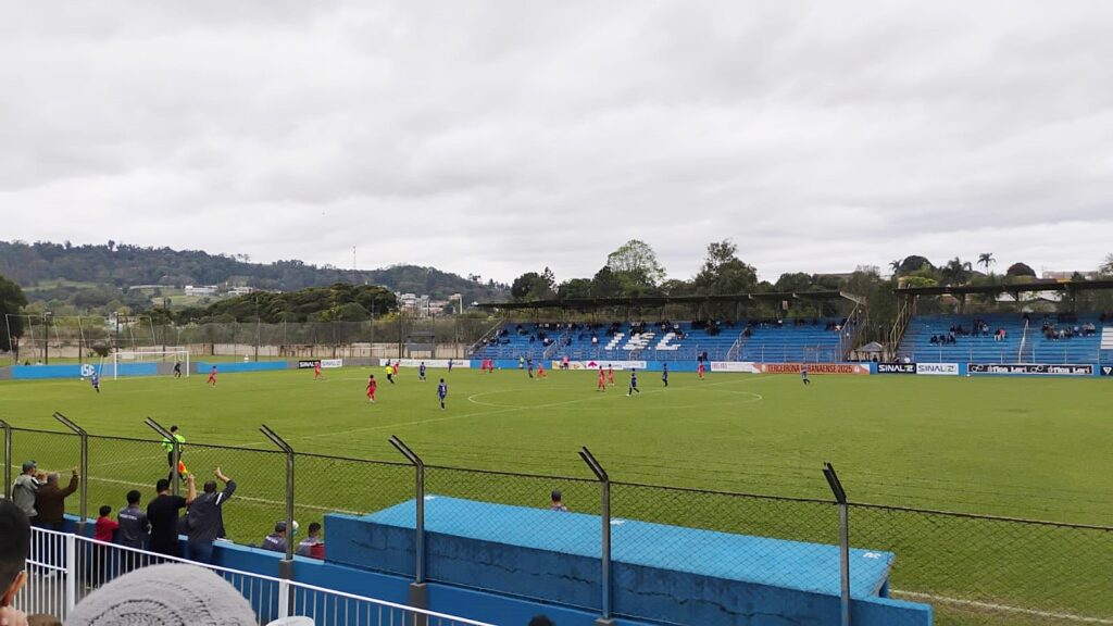 Na quarta-feira, 24 de setembro, às 15h30 (Brasília), Iraty e Araucária se enfrentam em confronto válido pela 7º rodada do Grupo A do Campeonato Paranaense da Série C de 2025.
