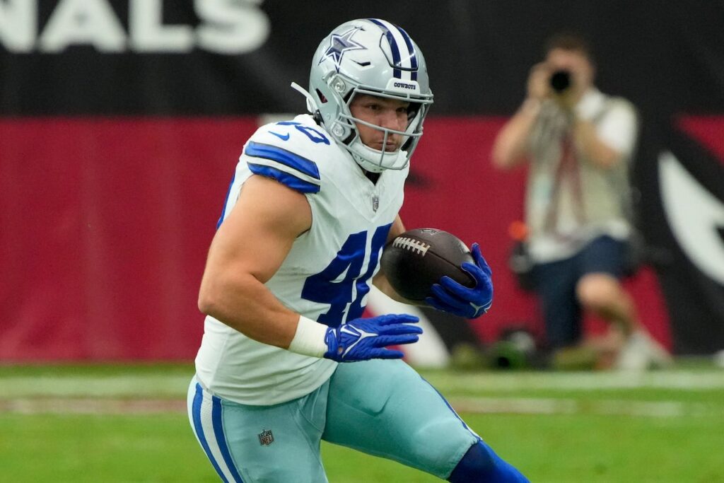 O running back Huenter Luepke aceita uma extensão de contrato de dois anos e US$7,5 milhões com o Dallas Cowboys