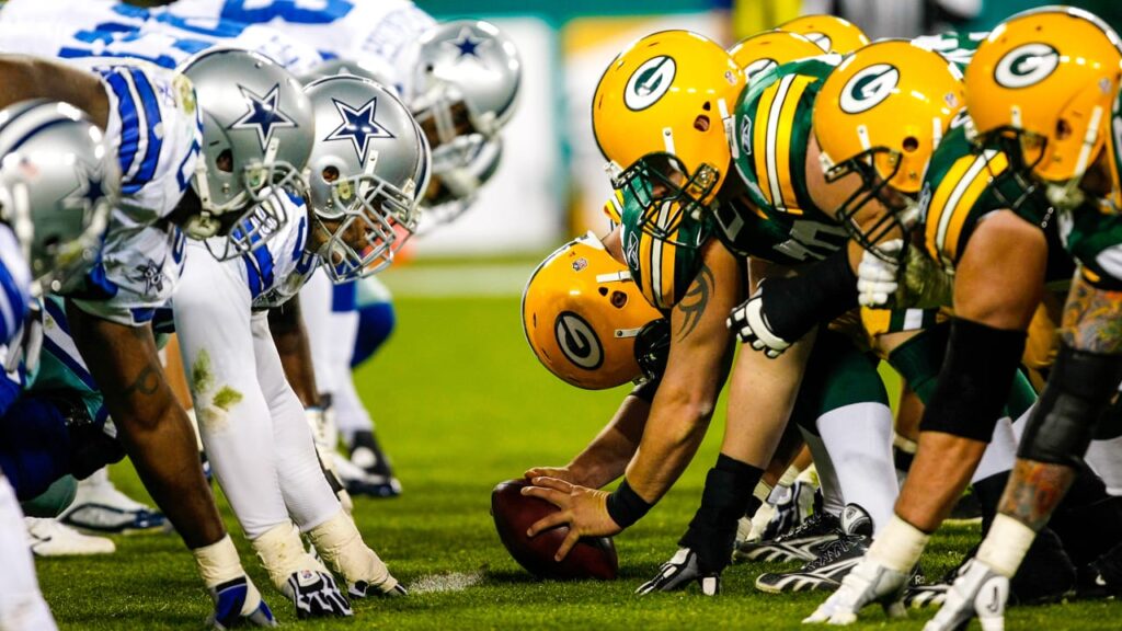No domingo (28), Dallas Cowboys e Green Bay Packers entram em campo para encerrar o dia de jogos da NFL no AT & T Stadium.