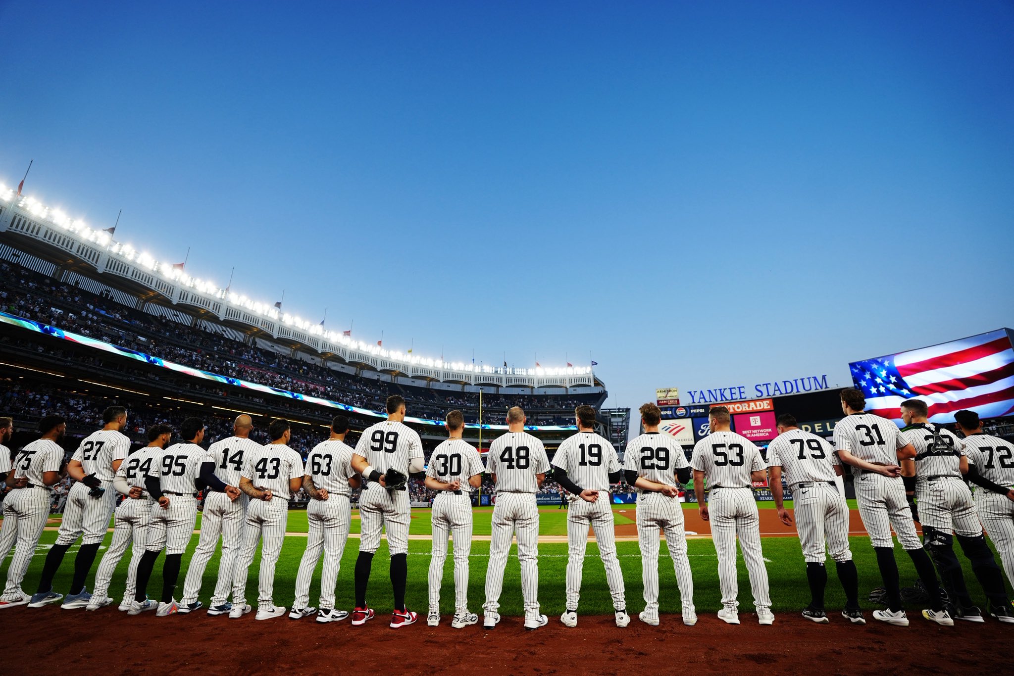 O New York Yankees chegou a 33º temporada consecutiva de vitórias, e se colocou com a segunda maior sequência da história do esporte norte-americano.