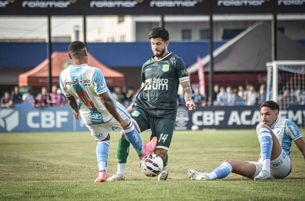Floresta e São Bernardo se enfrentam pela 3º rodada do Grupo B do Campeonato Brasileiro da Série C.
