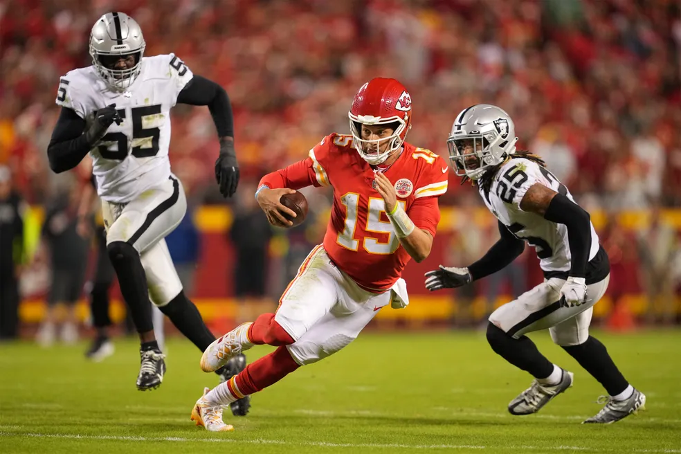 Saiba tudo sobre o jogo entre Kansas City Chiefs x Las Vegas Raiders pela Semana 7 da NFL 2025.