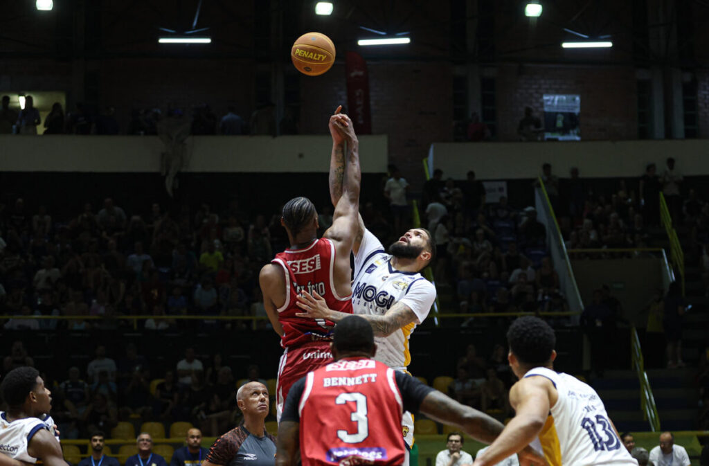 Confira onde assistir e o melhor palpite para Sesi Franca x Mogi Basquete pelo terceiro jogo da Final do Paulista Masculino 2025.