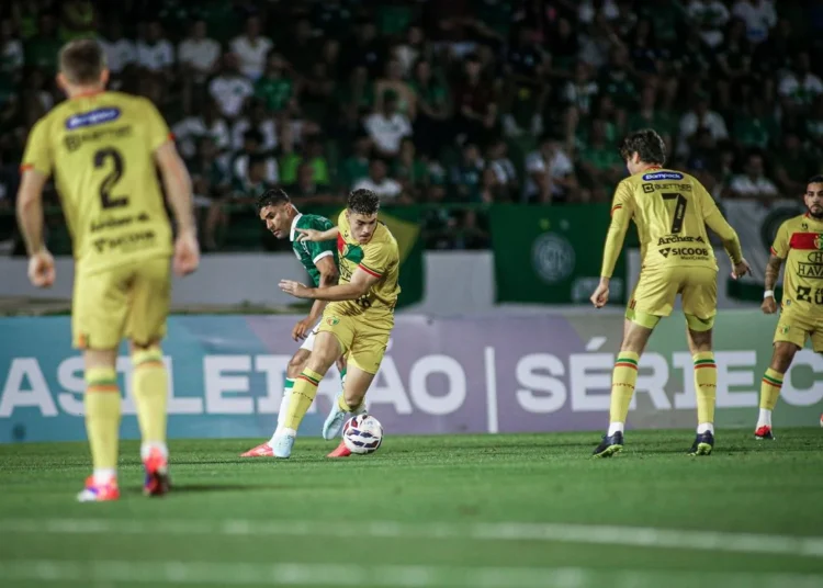 Confira onde assistir e o melhor palpite para o jogo entre Santa Catarina x Brusque pela fase de grupos da Copa Santa Catarina de 2025.