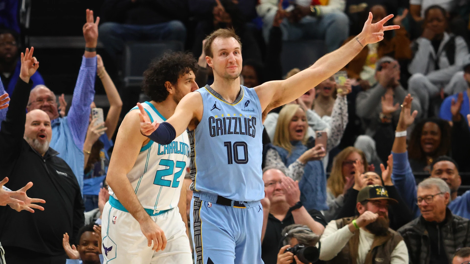 Confira onde assistir ao jogo entre Charlotte Hornets x Memphis Grizzlies pela NBA Pré-temporada, os melhores palpites e as estatísticas dos times.