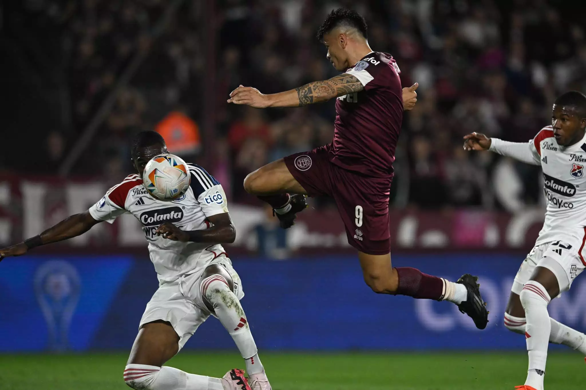 Confira a análise completa do jogo Independiente x Lanús pelo Campeonato Argentino de 2025. Saiba onde assistir e o melhor palpite.