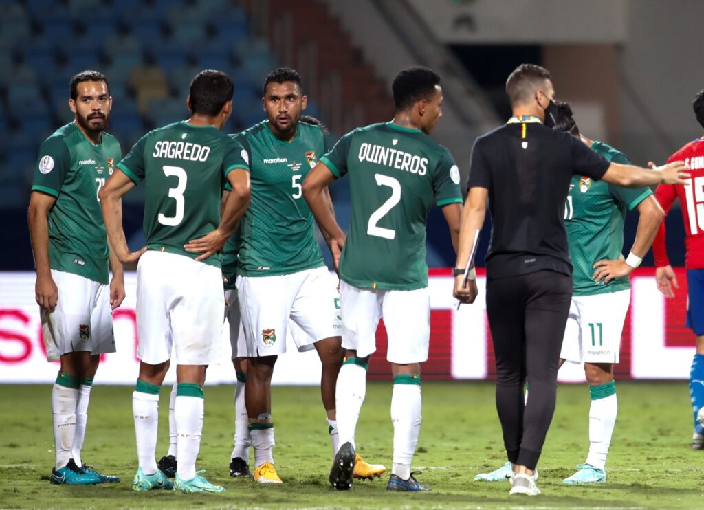 Rússia x Bolívia se enfrentam em um amistoso internacional nesta terça-feira, 14 de outubro. Saiba onde assistir e o melhor palpite.