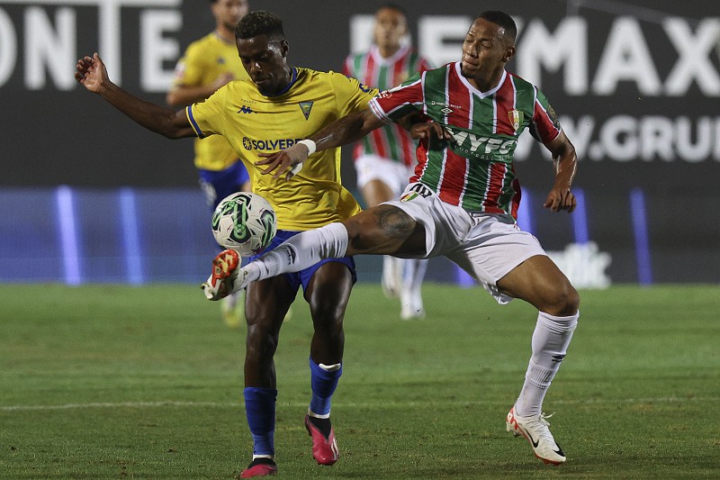 Estrela Amadora x Estoril: Onde Assistir ao Vivo, Prognóstico, Análise dos Times e Palpites Liga Portugal 19/01/2026