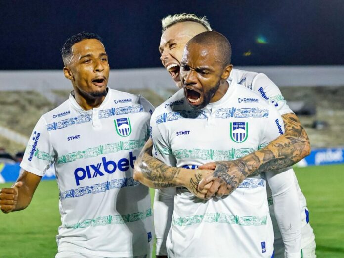 Porto e Serra Branca se enfrentam pela primeira fase da Copa do Brasil 2026. O jogo está marcado para quarta-feira, 18/02, às 16h (Brasília), na Arena Porto, na cidade de Porto Seguro, na Bahia.