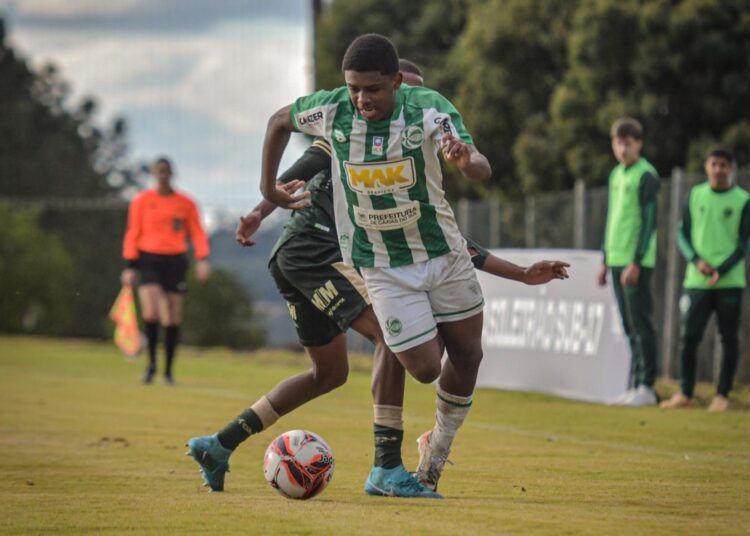 Descubra onde assistir ao vivo, as estatísticas e o melhor palpite para Juventude x Ponte Preta pelo Brasileirão Série B de 2026.