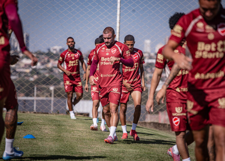 Descubra onde assistir ao vivo, as estatísticas e o melhor palpite para Vila Nova x Botafogo-SP pela Série B 08/06/2026.