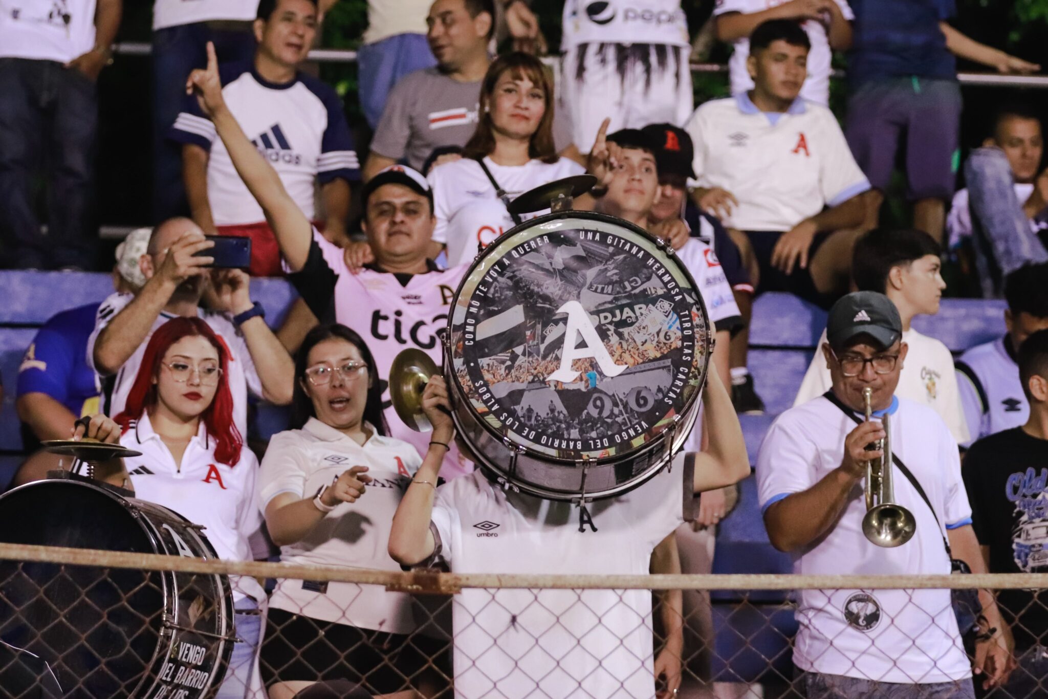 Alianza x Antigua entram em campo pela primeira rodada do Grupo B da Copa Centro-Americana de 2026. O jogo está marcado para quarta-feira (29/07). Confira o palpite.