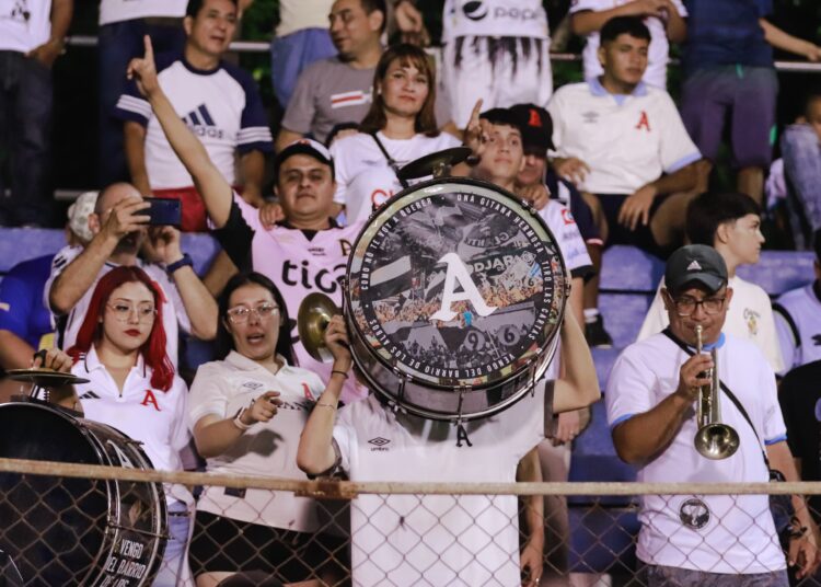 Alianza x Antigua entram em campo pela primeira rodada do Grupo B da Copa Centro-Americana de 2026. O jogo está marcado para quarta-feira (29/07). Confira o palpite.