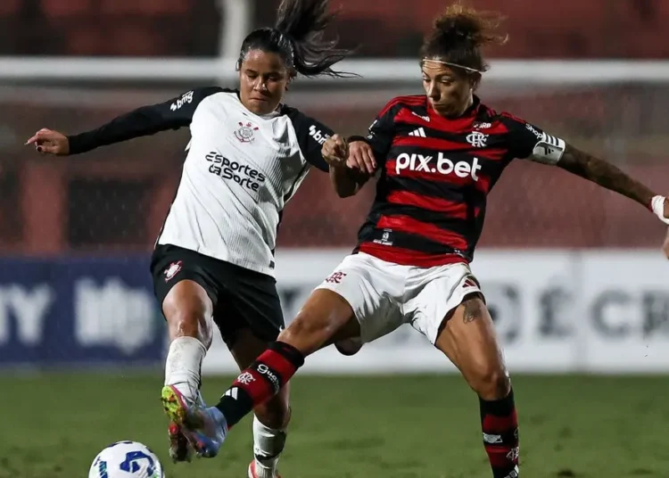 Palpite para Flamengo Feminino x Corinthians Feminino pelo Brasileirão nesta segunda (03/08). Onde assistir ao vivo (SporTV e GETV), prognóstico e estatísticas.