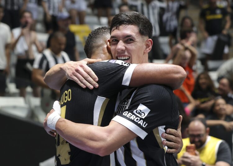 Prováveis escalações de Atlético-MG x Torque