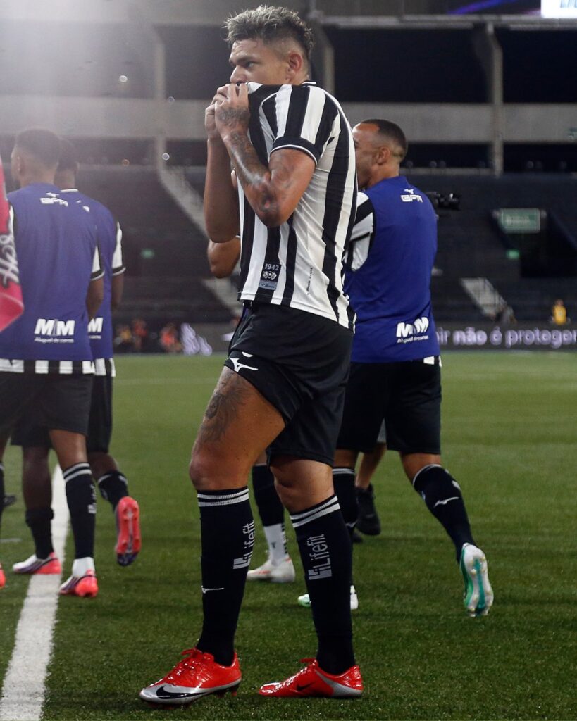Botafogo x Chapecoense: palpite, escalações,