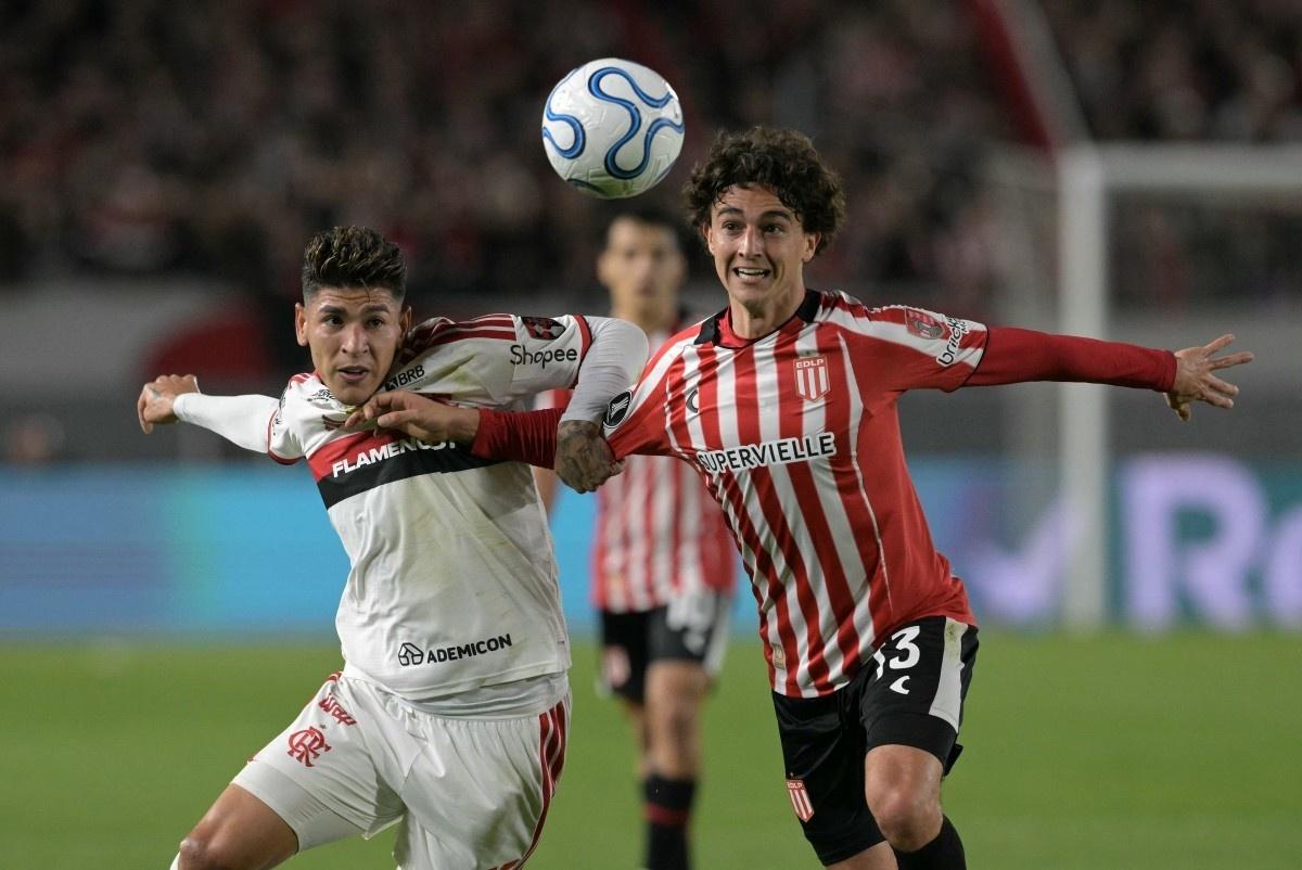 Palpite de Flamengo x Estudiantes, quinta (22/10), às 21h30 (de Brasília): onde assistir, escalações, estatísticas e prognóstico.