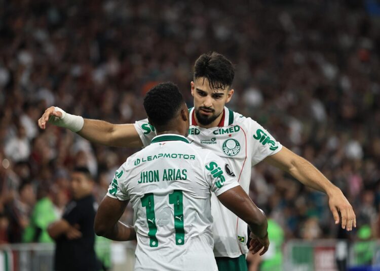 Palpite de Palmeiras x Fluminense, quarta (21/10), às 21h30 (de Brasília): onde assistir, escalações, estatísticas e prognóstico.
