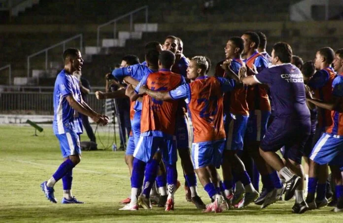 Palpite de Santa Rita x Cruzeiro-PB, terça-feira (27/10), às 19h00 (de Brasília): onde assistir, escalações, estatísticas e prognóstico.